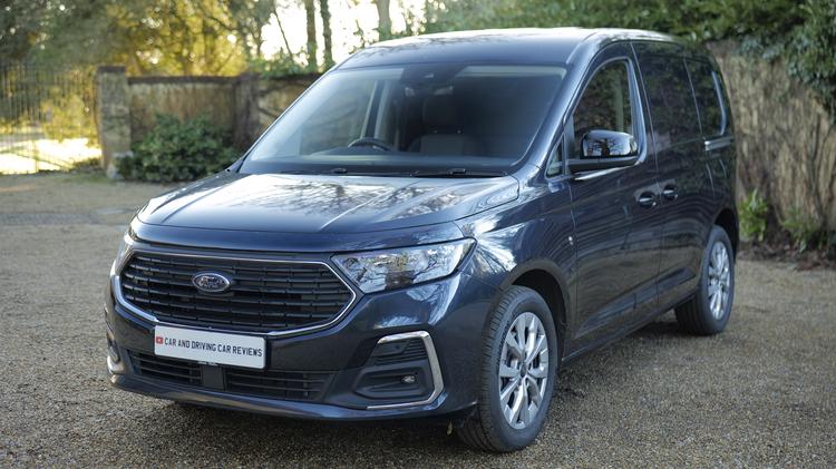 FORD TRANSIT CONNECT 2.0 EcoBlue 102ps Trend FlexCab Van
